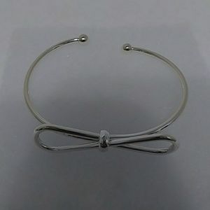 Bow steel bracelet
